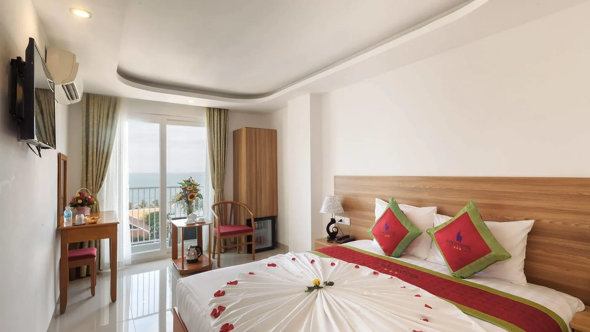 Siren Flower Hotel Nha Trang 3*,